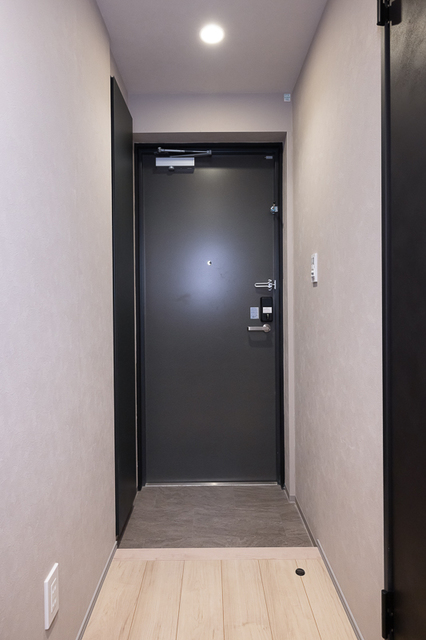 玄関　※写真は同タイプ住戸です。