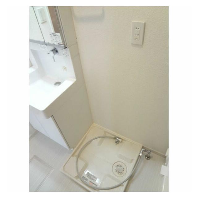 その他設備　室内洗濯機置き場。