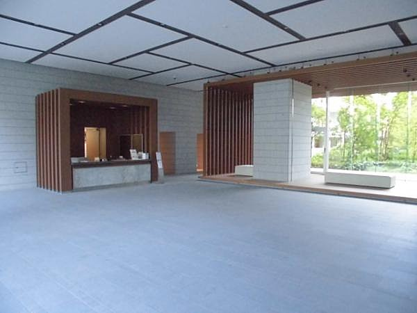 ロビー　建物の内部です