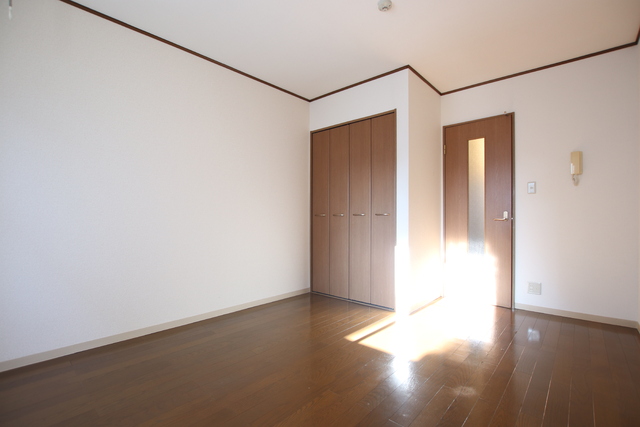 その他部屋・スペース　落ち着いた色味のお部屋ですね♪