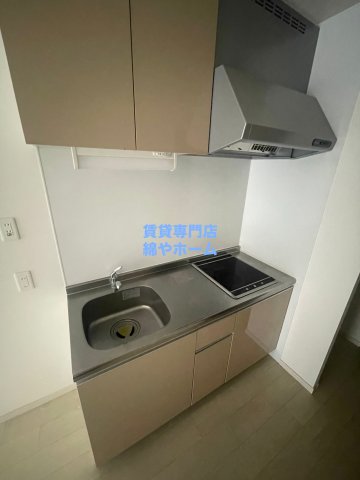 キッチン　コンパクトなキッチンで掃除もラクラク