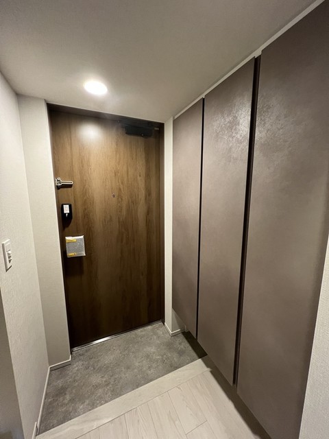 玄関　※写真は同タイプ住戸です。