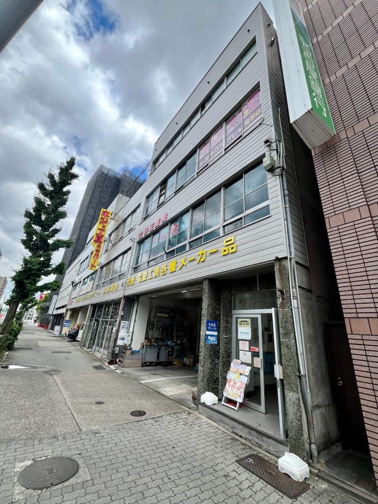 建物外観　大須通沿い