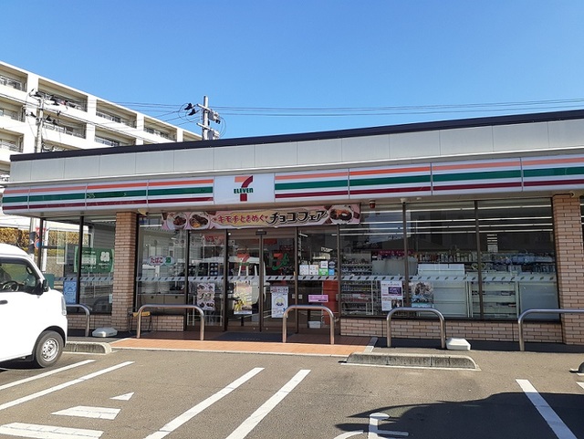 コンビニ　セブンイレブン仙台泉中央２丁目（コンビニ）まで450m