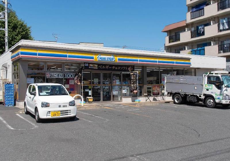 コンビニ　ミニストップ 宝町２丁目店（コンビニ）まで150m