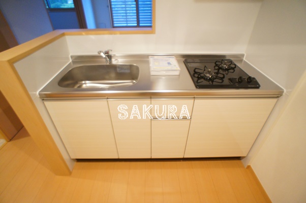 キッチン　周りを見渡しながら調理のできるカウンターキッチンです♪