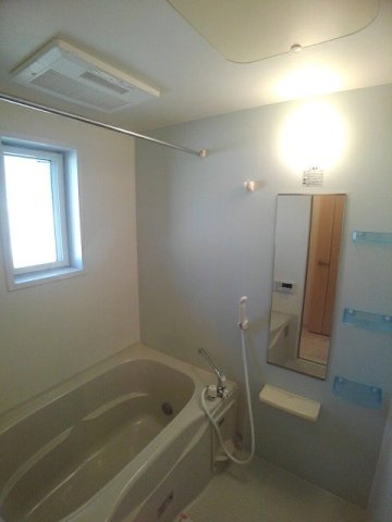 バス・シャワールーム　きれいなお風呂です
