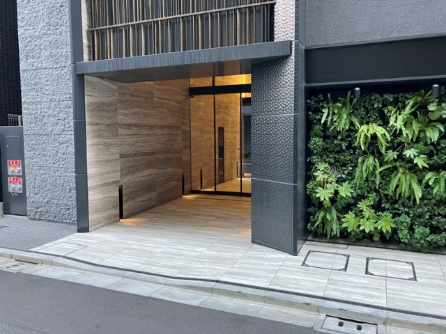 エントランス　清潔なエントランスです