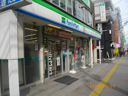 コンビニ　ファミリーマート 曳舟病院前店（コンビニ）まで222m