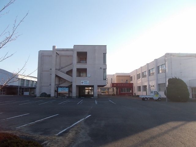 小学校　御前崎市立浜岡東小学校（小学校）まで300m