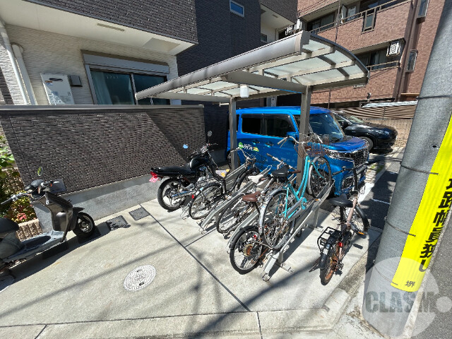 その他共有部分　屋根付き駐輪場