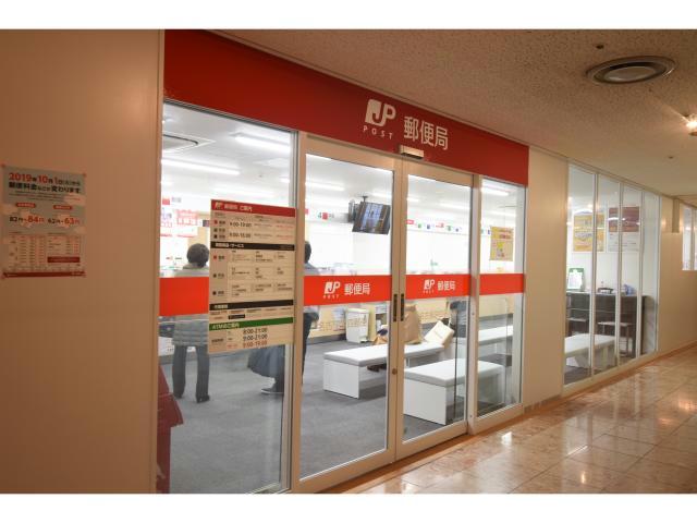郵便局　名古屋栄四郵便局（郵便局）まで322m