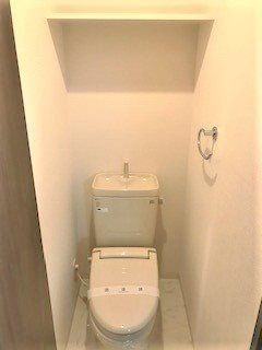 トイレ　※同タイプの別のお部屋です。
