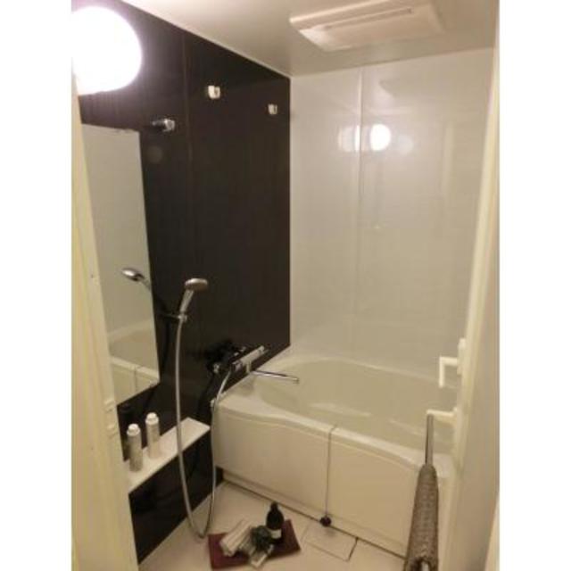 バス・シャワールーム　※写真は同タイプ住戸です。