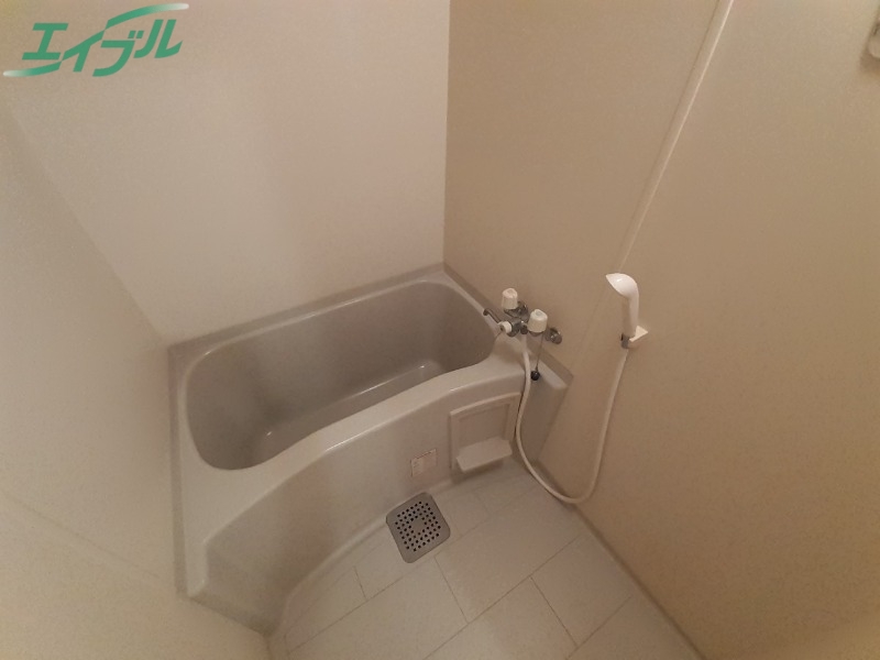 バス・シャワールーム　別部屋参考写真です
