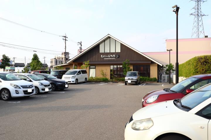 飲食店　むさしの森珈琲（飲食店）まで989m
