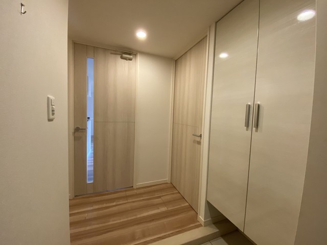 玄関　玄関