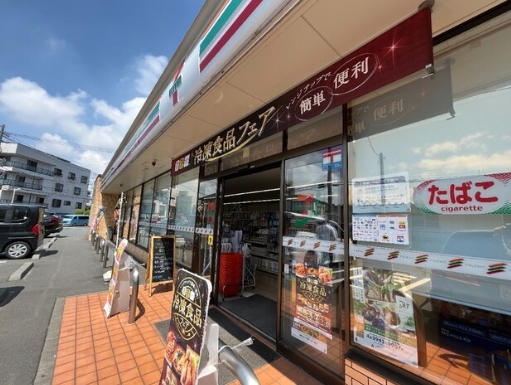 コンビニ　セブンイレブン横浜朝日町1丁目店（コンビニ）まで321m