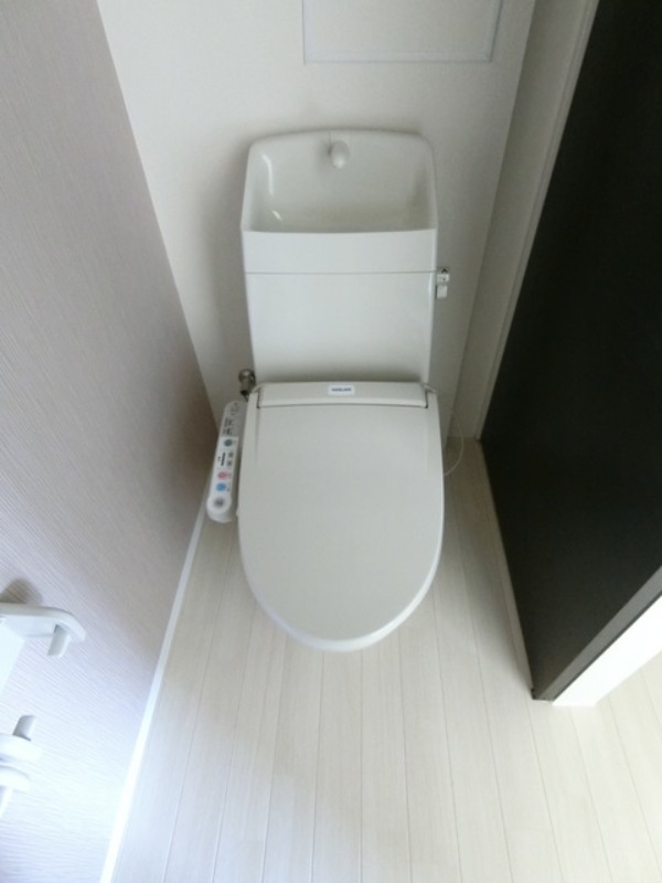 トイレ　図面と現状に相違がある場合には現状を優先