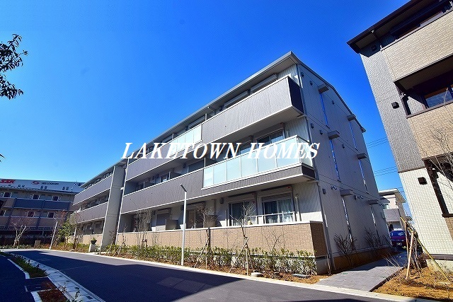 建物外観　レイクタウンでのお部屋探しは『地元の当社』にお任せ下さい！
