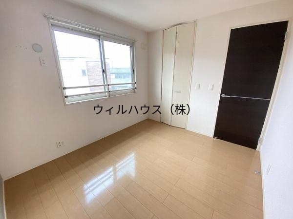 その他部屋・スペース　明るい洋室！