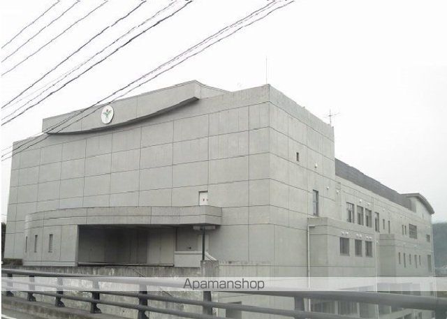 図書館　はさま未来館（図書館）まで1400m
