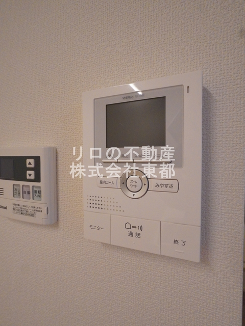 セキュリティ　来訪者の姿を確認できるＴＶモニター付インターホン設置済です！