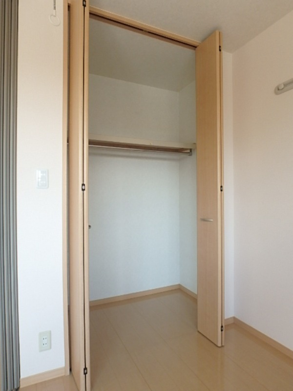 収納　図面と現状に相違がある場合には現状を優先