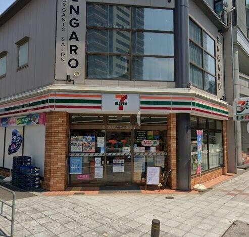 コンビニ　セブンイレブン大阪大淀南1丁目店（コンビニ）まで59m