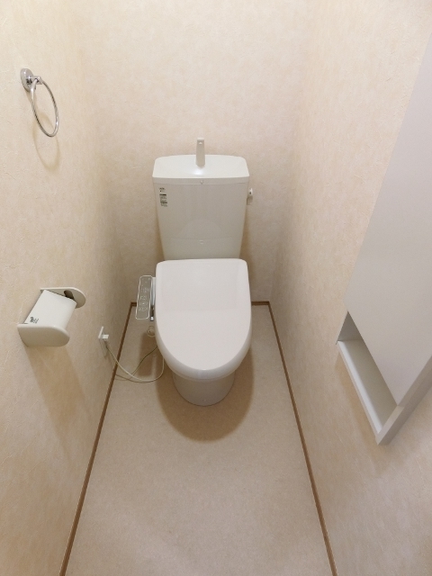 トイレ　図面と現状に相違がある場合には現状を優先
