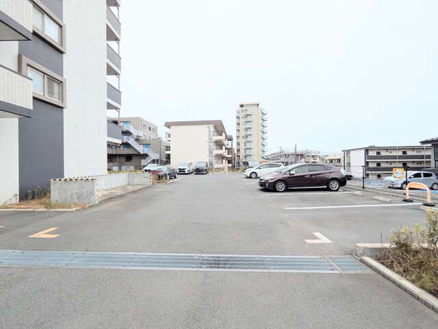 駐車場　駐車場（要空き確認）