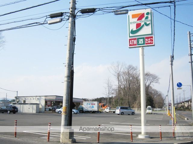 コンビニ　セブンイレブン（コンビニ）まで200m
