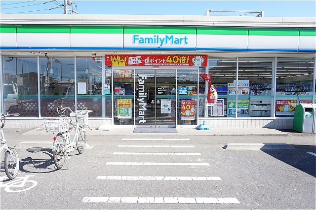 コンビニ　ファミリーマート西東京富士町店（コンビニ）まで422m