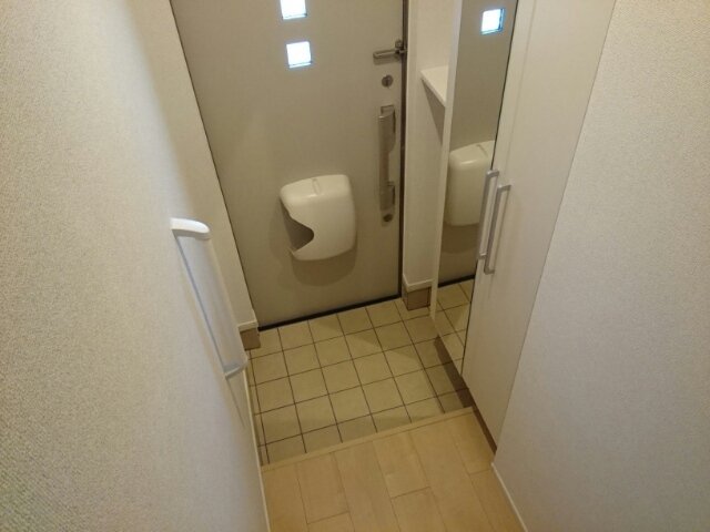 玄関　明るい玄関です
