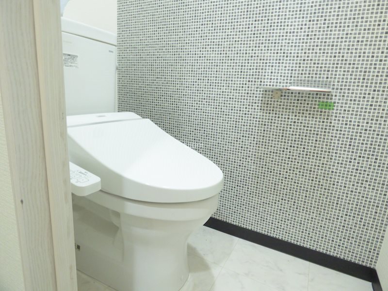 トイレ　別のお部屋のお写真です。ご参考までに。