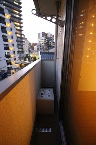 バルコニー　（別タイプ参考写真）カーサブラン　豊島区北大塚2