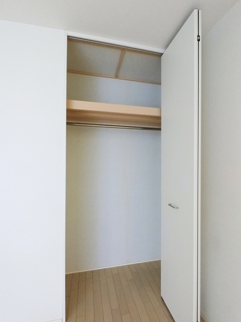 収納　※別タイプの室内写真。仕様・設備は現況優先※