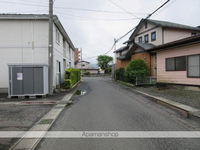 その他　周辺道路（その他）まで0m