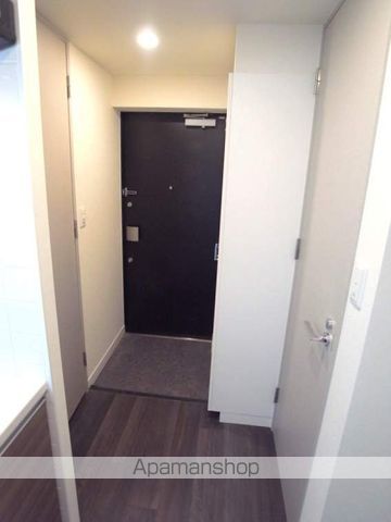 プレサンス谷町リーベの玄関写真