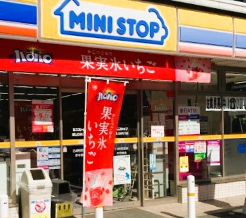 コンビニ　ミニストップ 練馬上石神井3丁目店（コンビニ）まで3049m