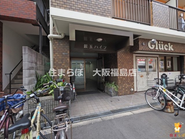 エントランス　共用部の印象も大切に