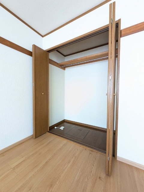 収納　類似室内