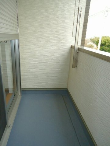 バルコニー　外からの目が気にならないバルコニーで洗濯物が干せます