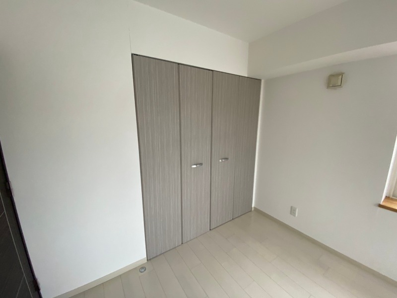 収納　洋室にあった収納。荷物がたくさんあっても大丈夫。