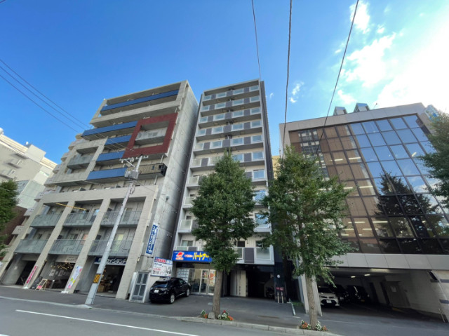 建物外観　札幌市中央区大通西「サンコート大通」