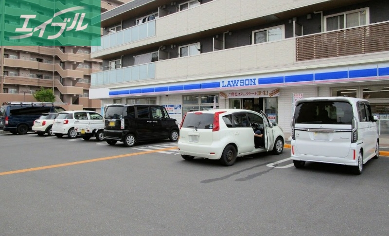 コンビニ　ローソン岡山西市店（コンビニ）まで73m