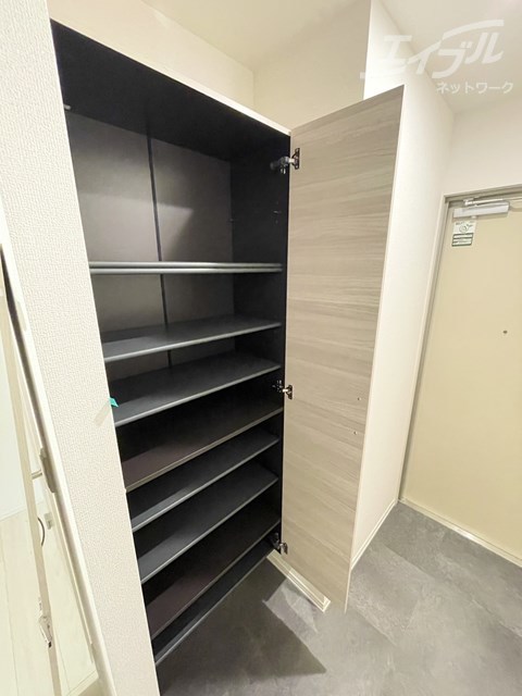 収納
