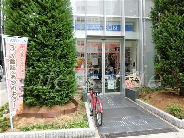 コンビニ　ローソン瓦町1丁目店（コンビニ）まで208m