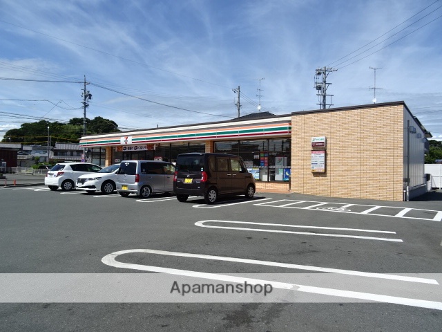 コンビニ　セブンイレブン新居町中之郷東店（コンビニ）まで282m