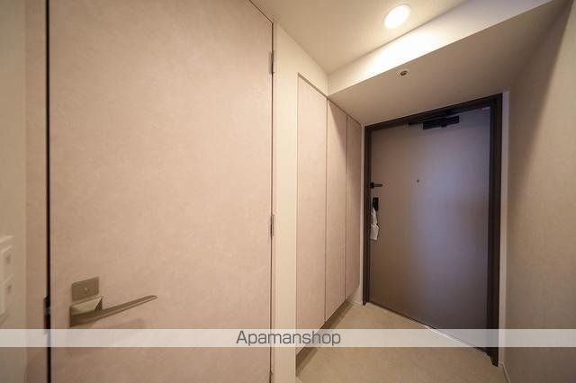 ブランシエスタ入谷グランデの玄関写真